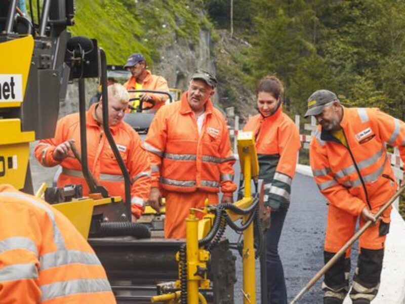 BEITRAG B.MAGAZIN 03/14